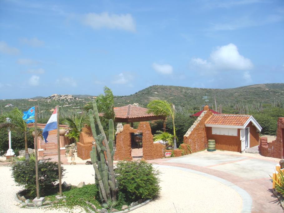 eco-chic-cunucu-arubiano-lodge-aruba