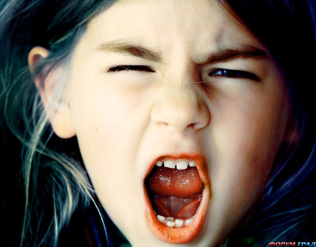 hysteria-a-child-02