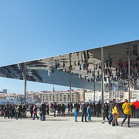 vieux-port-pavilion-marseille-france-05