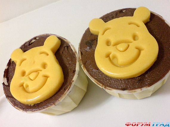 winnie-the-pooh-cake-and-cupcakes-57