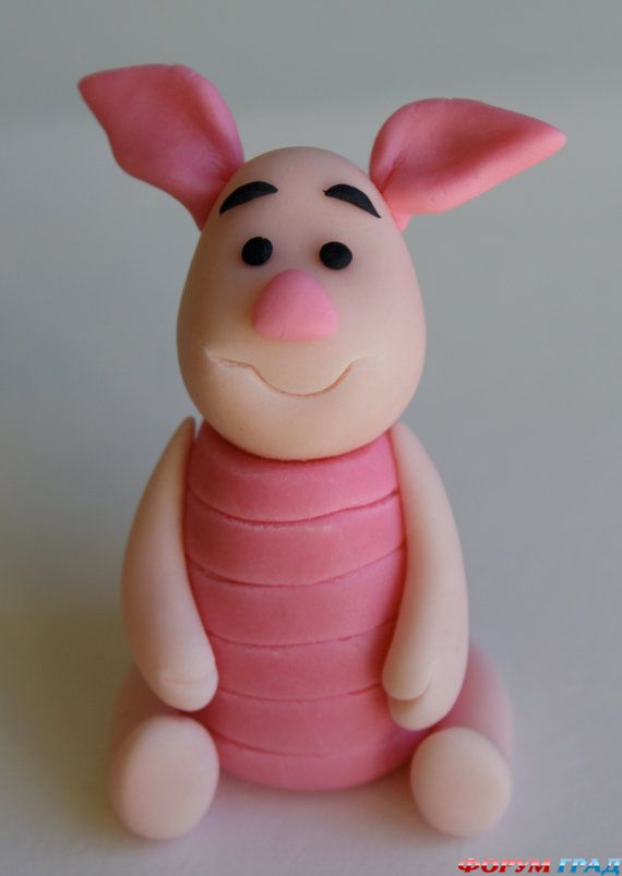 winnie-the-pooh-cake-and-cupcakes-57