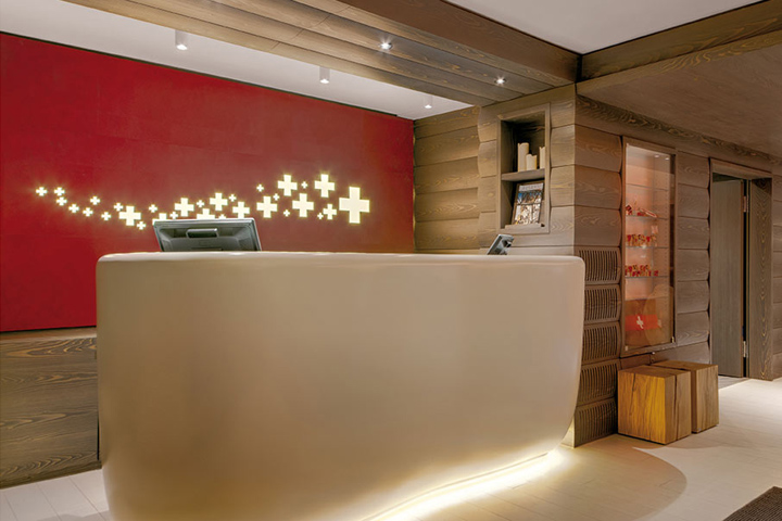 Реконструкция легенды 70-х - Agora Swiss Night Hotel, Lausanne