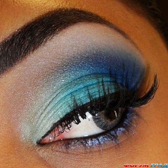 black-water-snake-eye-makeup-style-03