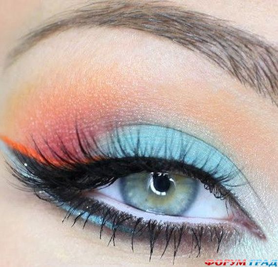 black-water-snake-eye-makeup-style-03