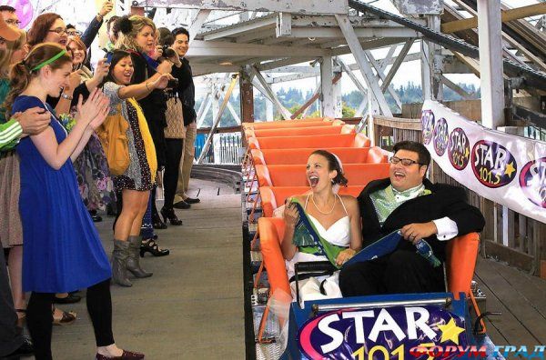 wedding-props-amusement-park-02