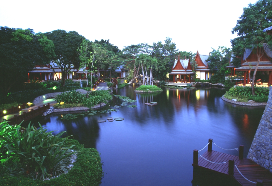 luxury-thai-holiday-resort