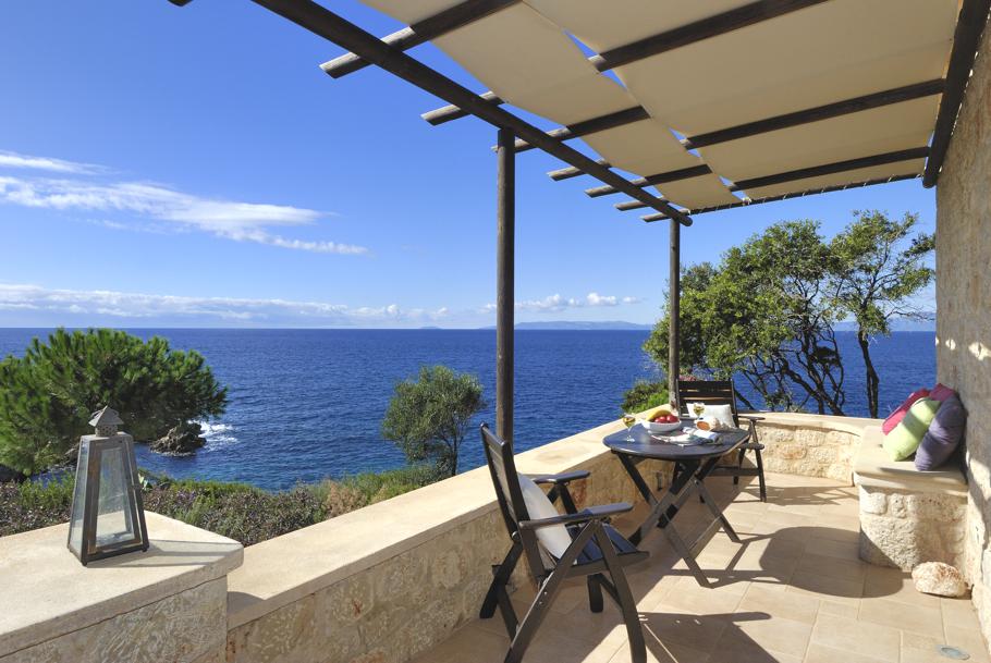 luxury-greek-villa