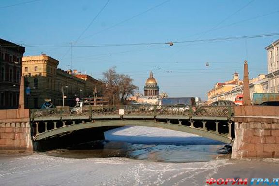 Мост влюбленных в Санкт Петербурге
