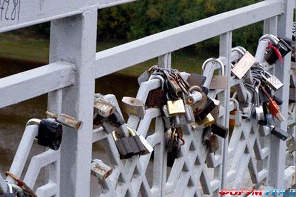 Замочки любви в Тюмене