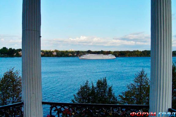 Замочки любви в Ярославле