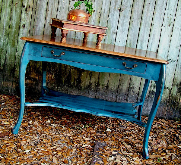 antique-distressed-furniture-009