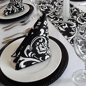 black-and-white-decor-003