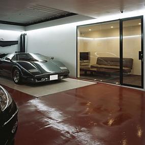 car-parked-inside-home-008