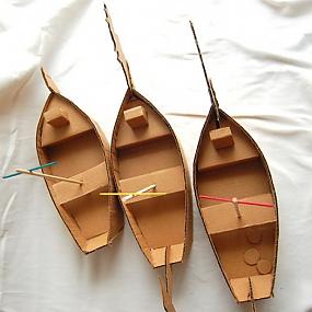 diy-cardboard-boats-01