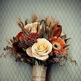 fall-wedding-bouquets-00-21