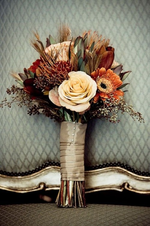 fall-wedding-bouquets-02