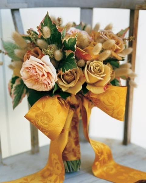 fall-wedding-bouquets-08