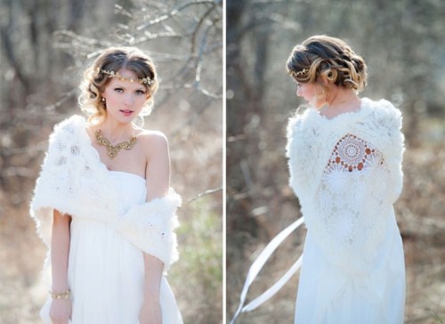 Фотосессия невесты: белый палантин, напоминающий мягкий и пушистый снег