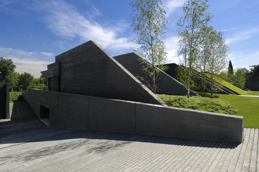 В испанской столице Мадриде разместилась очаровательная резиденция Concrete House ll на окраине города от студии A cero Architects luxury poperty in madrid by a cero architects 21 В испанской столице Мадриде разместилась очаровательная резиденция Concrete House ll на окраине города от студии A cero Architects