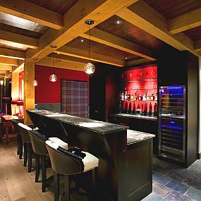 luxury-ski-chalet-canada-01