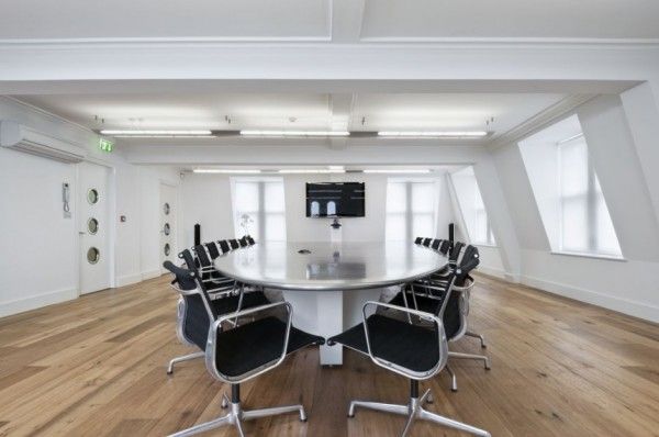 dentsu-london-office-redesign-by-essentia-designs