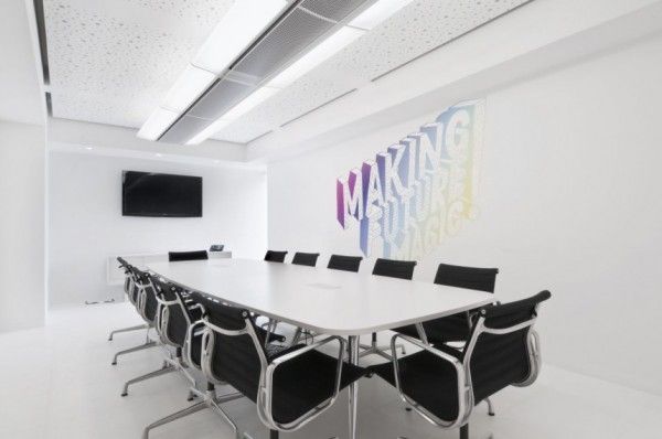 dentsu-london-office-redesign-by-essentia-designs