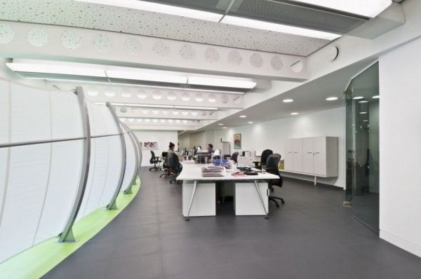 dentsu-london-office-redesign-by-essentia-designs