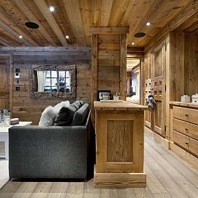 petit-chateau-a-luxury-ski-chalet-in-courchevel-03