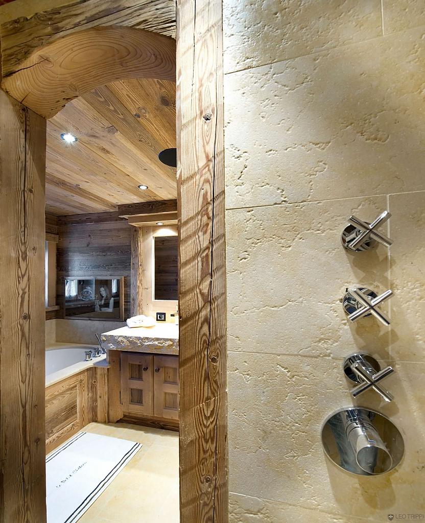 petit-chateau-a-luxury-ski-chalet-in-courchevel-08