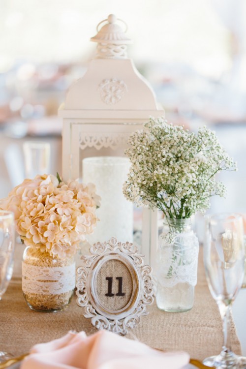 romantic-barn-wedding-with-vintage-and-glam-touches-15