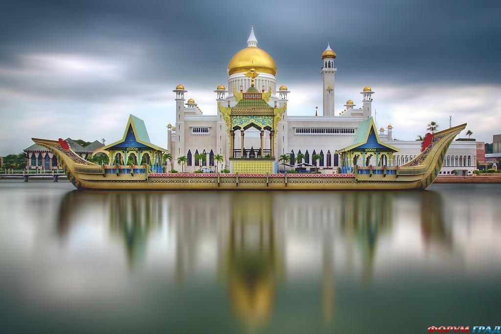 the-lagoon-of-soas-mosque-341