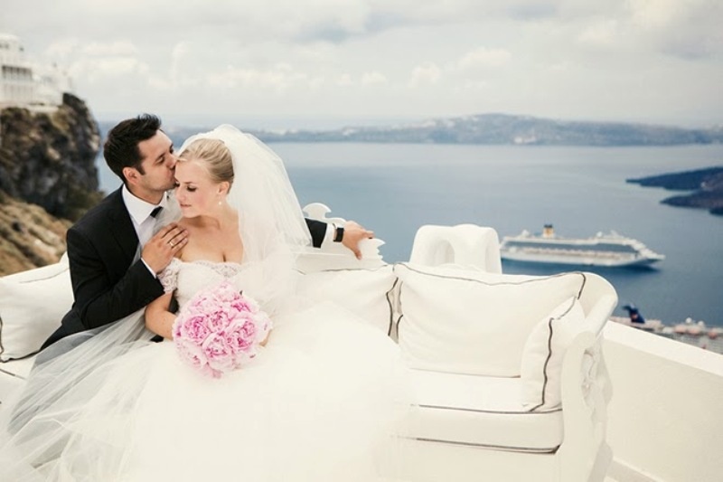 Красивая свадьба на Санторини, Греция