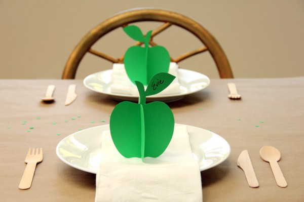 DIY-Apple-Place-Cards