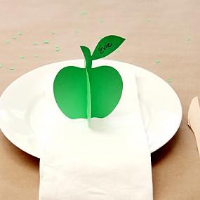 DIY-Apple-Place-Cards