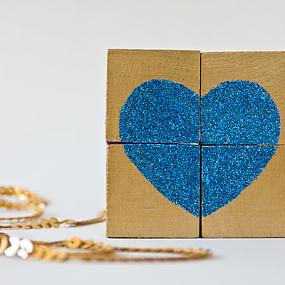 DIY-Glitter-Block-Puzzle-Valentine