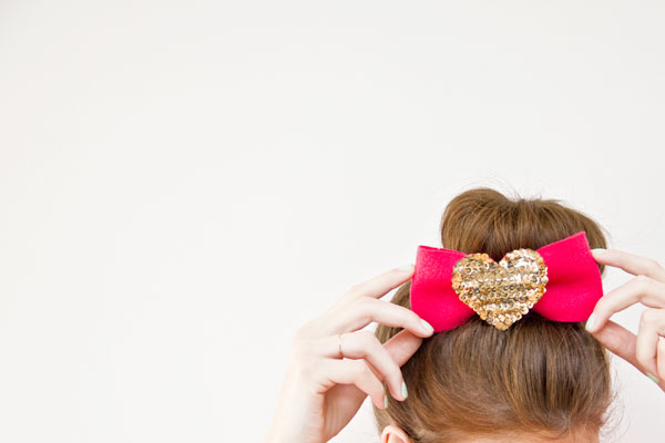 diy-sequin-heart-hair-bows