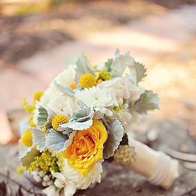 vintage-grey-and-yellow-wedding-inspiration