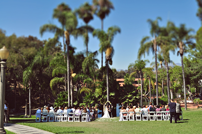 vintage-grey-and-yellow-wedding-inspiration