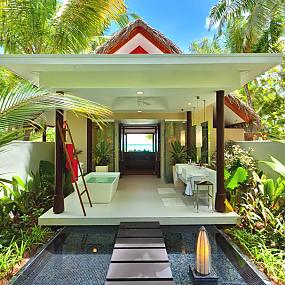 luxury-resort-maldives-06