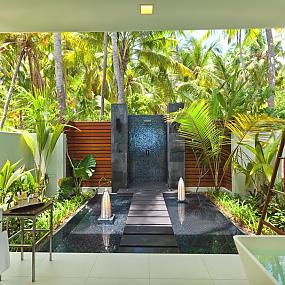 luxury-resort-maldives-07