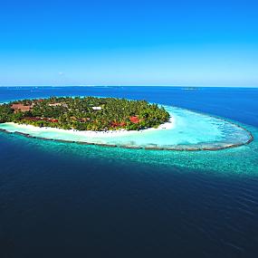 luxury-resort-maldives-01
