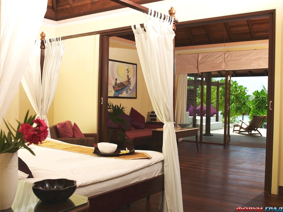 luxury-resort-maldives-13