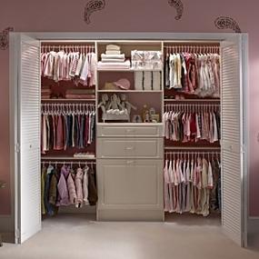 modern-kids-closet-organized-07