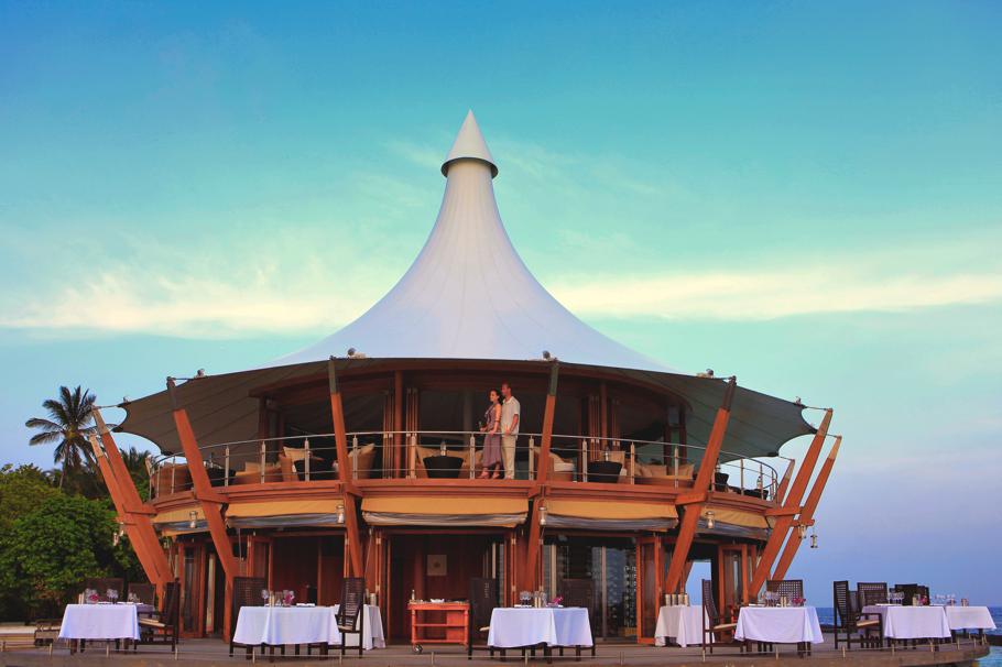 maldives-living-at-baros-residence