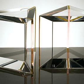 alexandra-von-furstenbergs-plexiglass-furniture-13