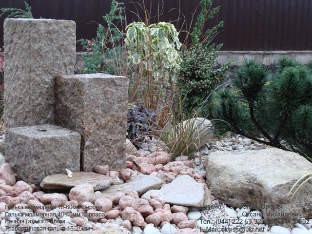 beautiful-decorate-garden-stones-09