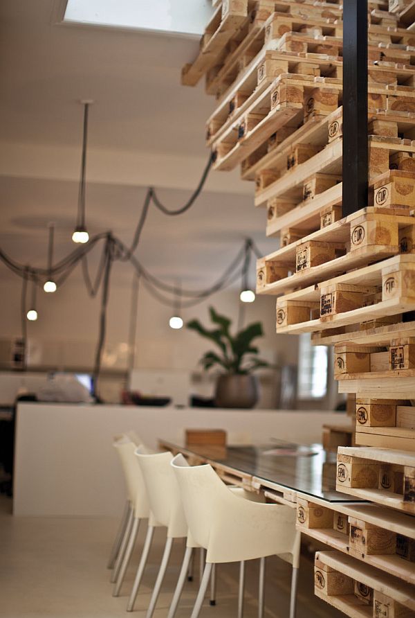 recycled-pallet-office-brandbase-amsterdam
