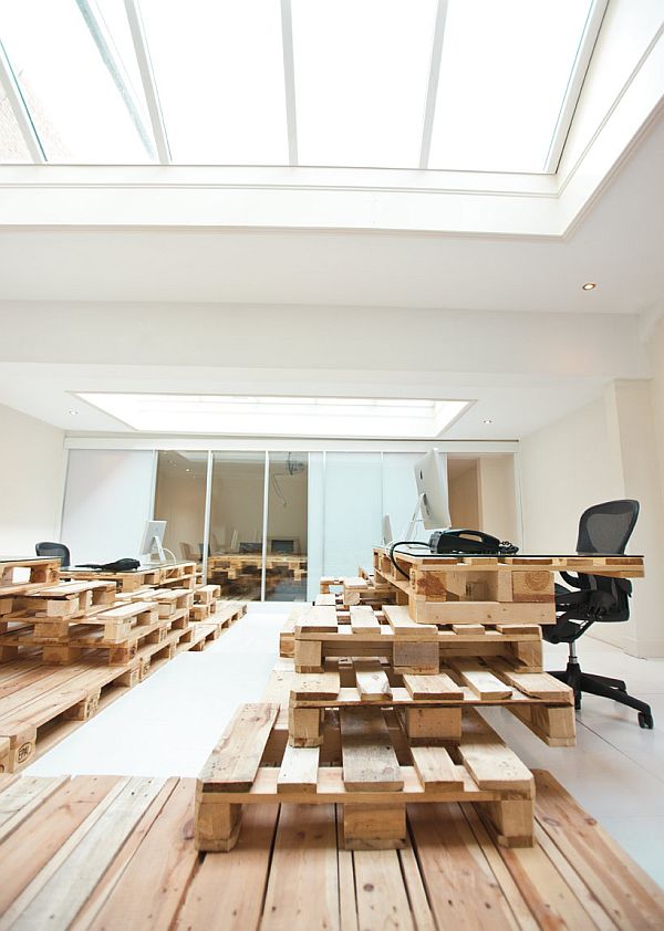 recycled-pallet-office-brandbase-amsterdam