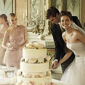 cutting-the-cake-ceremony-24