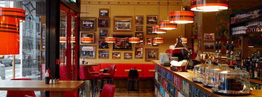 Дизайн интерьера бара The Laundromat Cafe